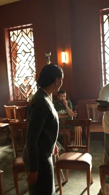 Căn phòng cổ chờ bấm máy