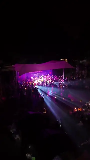 Đêm nhạc văn hoá rực rỡ